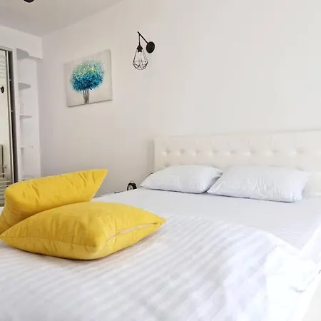 Apartament Joy's