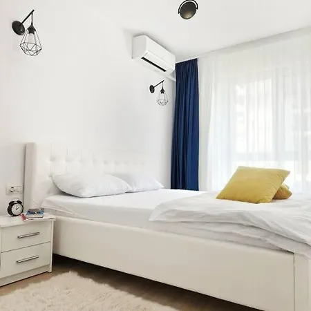 Apartament Joy's